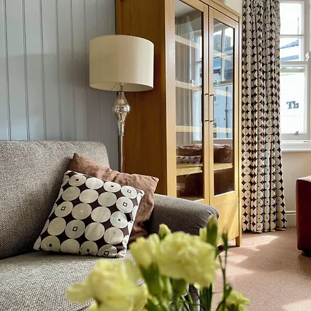 Fayvan Appartement Whitby