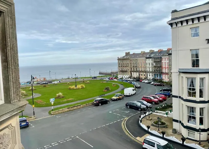 アパート Fayvan ウィットビー