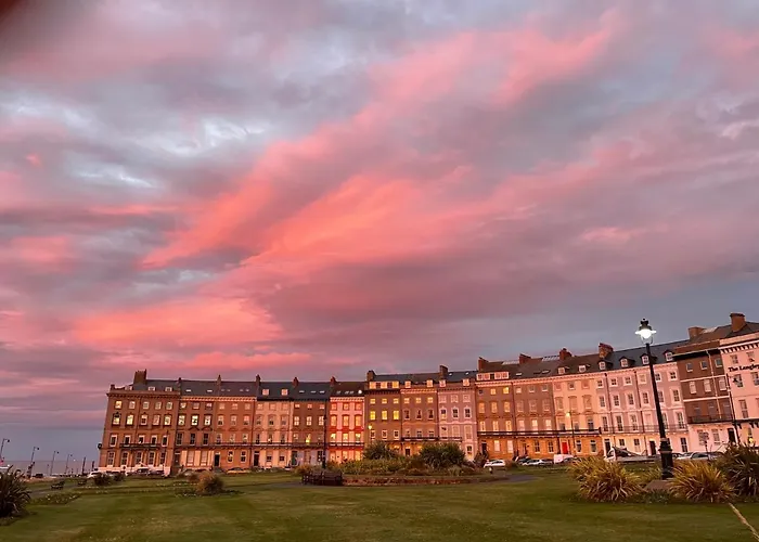 アパート Fayvan ウィットビー